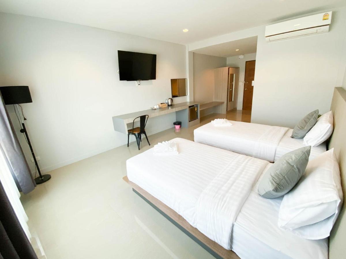 River Kwai View Hotel - Sha Extra Plus Certified Kanchanaburi Bagian luar foto