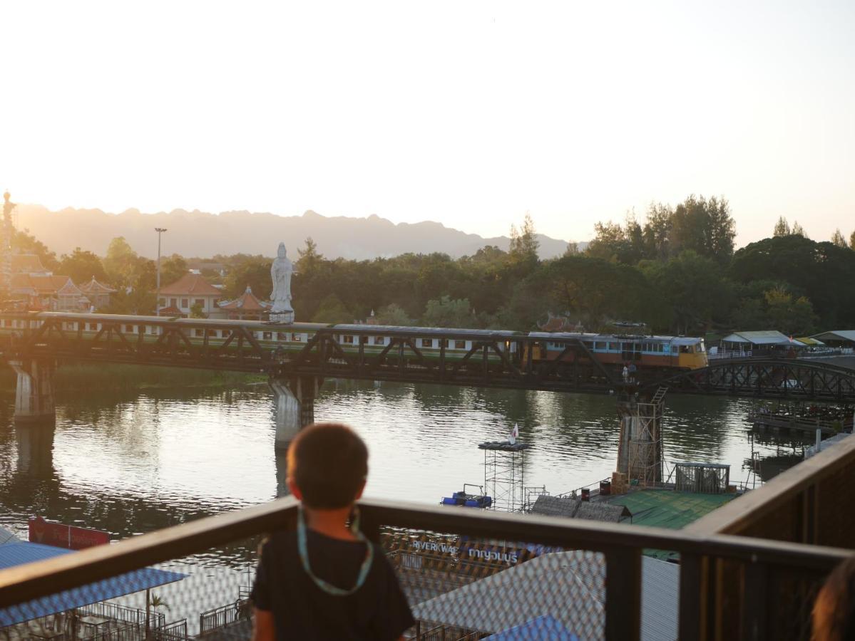 River Kwai View Hotel - Sha Extra Plus Certified Kanchanaburi Bagian luar foto