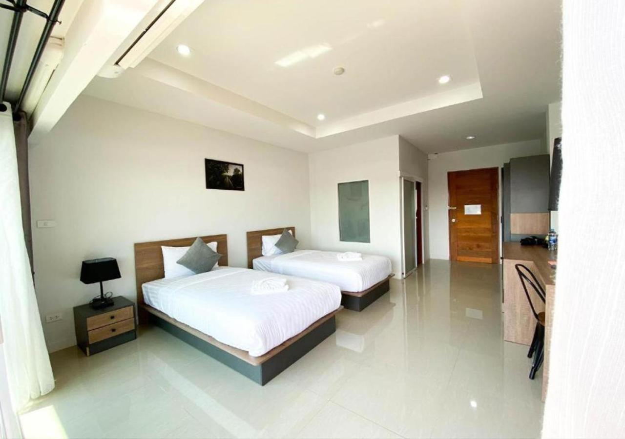 River Kwai View Hotel - Sha Extra Plus Certified Kanchanaburi Bagian luar foto