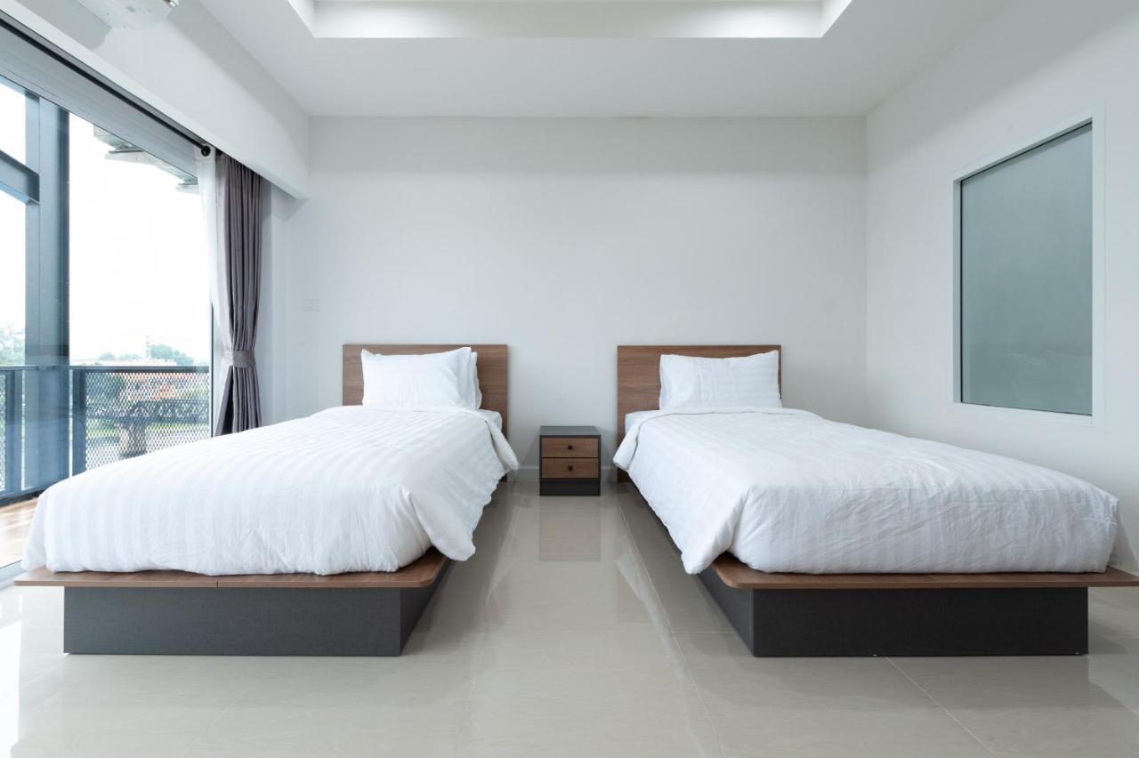 River Kwai View Hotel - Sha Extra Plus Certified Kanchanaburi Bagian luar foto